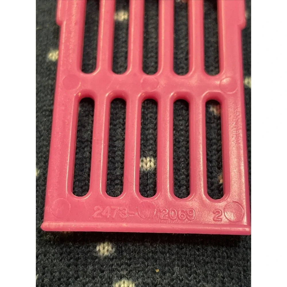 1979 Barbie Dream‎ House Lot 3 Small Pink Shelves 5 Windows Flaws